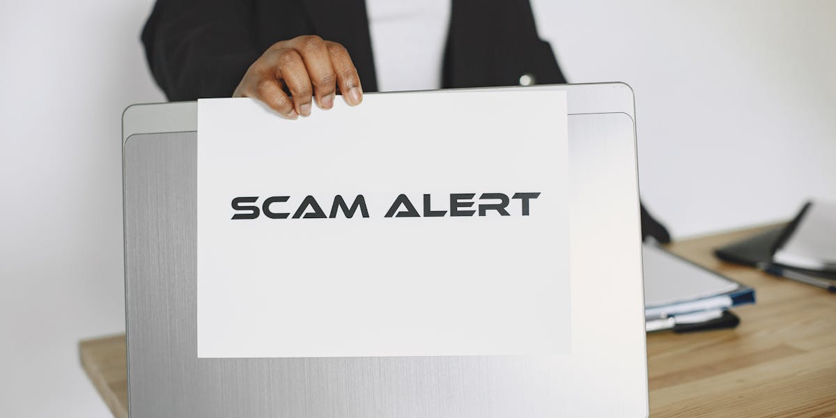 Warning sign about online scams and fraud